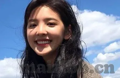97久久精品人妻人人搡人人玩-97久久精品人妻，探索情感与欲望的细腻交织